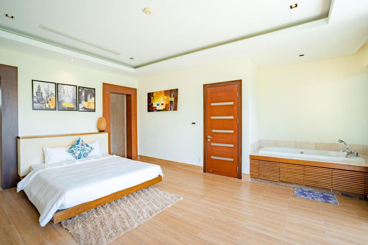 Deluxe Ocean Villa Along The Beach Da Nang Eksteriør bilde
